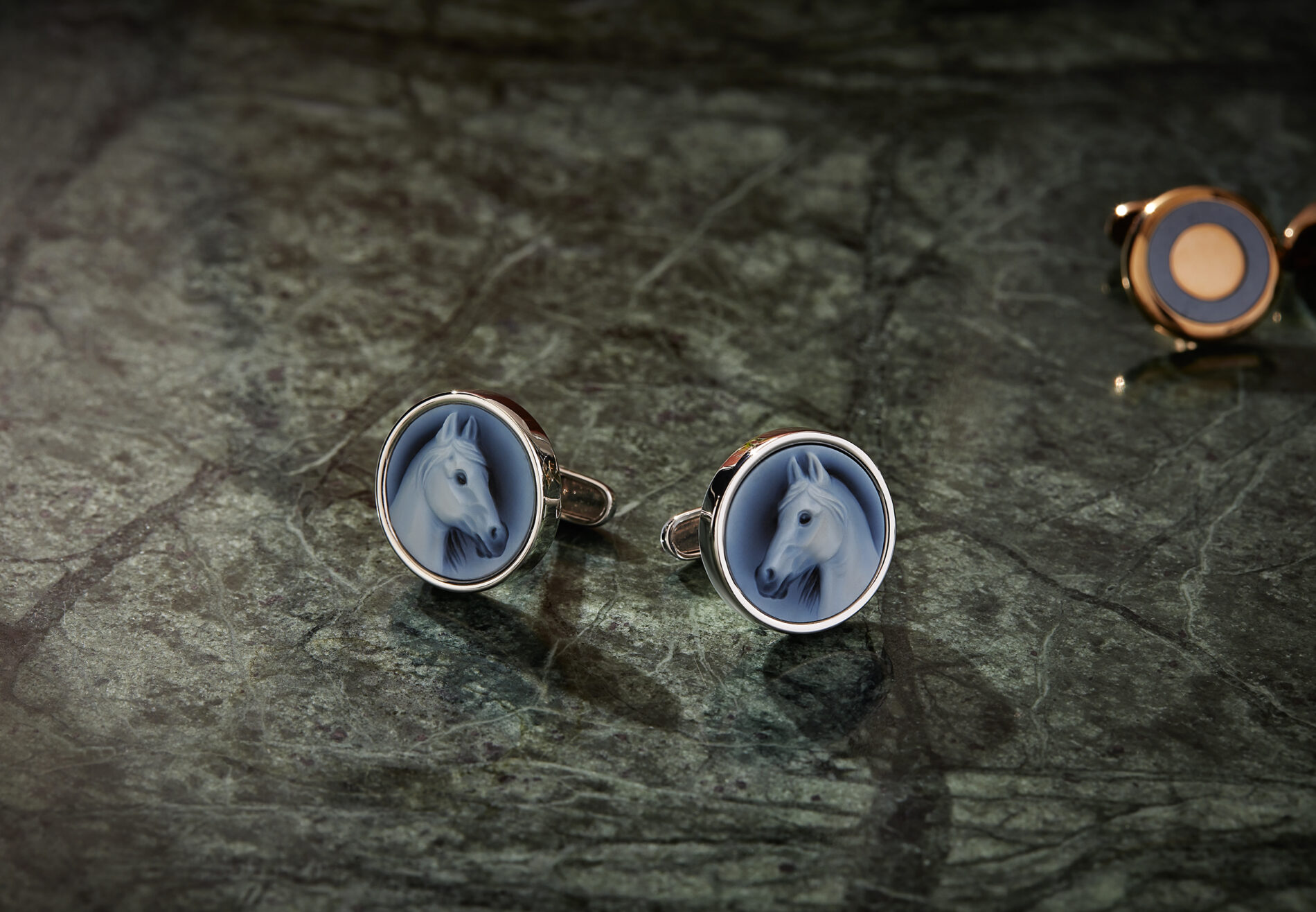 rt_CUFFLINKS0414