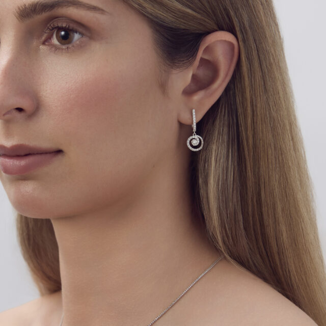 SWEET PEA COLLECTION WHITE GOLD AND DIAMOND DROP EARRINGS DG4639