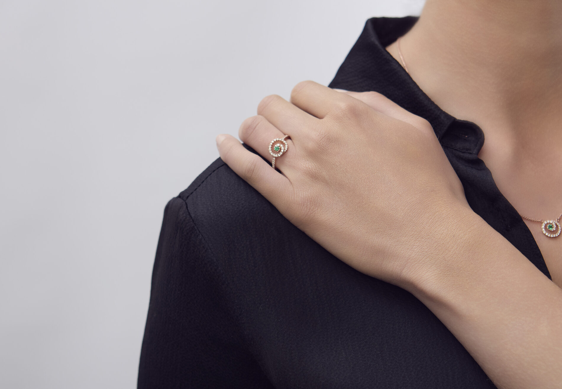 SWEET PEA ROSE GOLD, EMERALD & DIAMOND RING DG5759